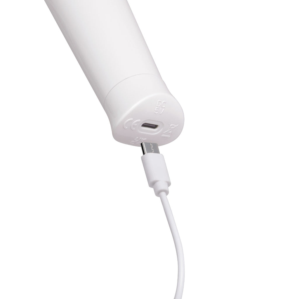 Le Wand Classique Petite Vibrating Wand Massager White