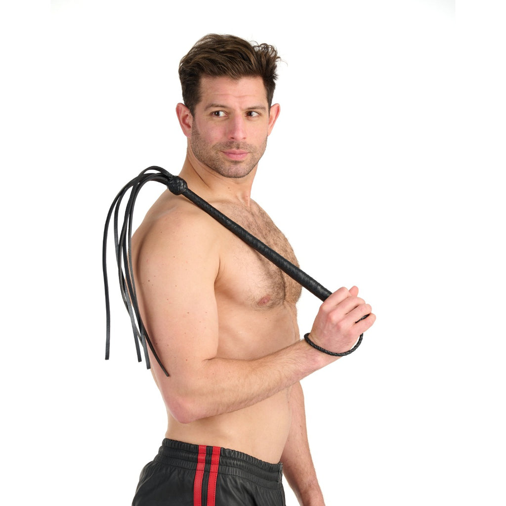 Prowler RED Long Handled Whip